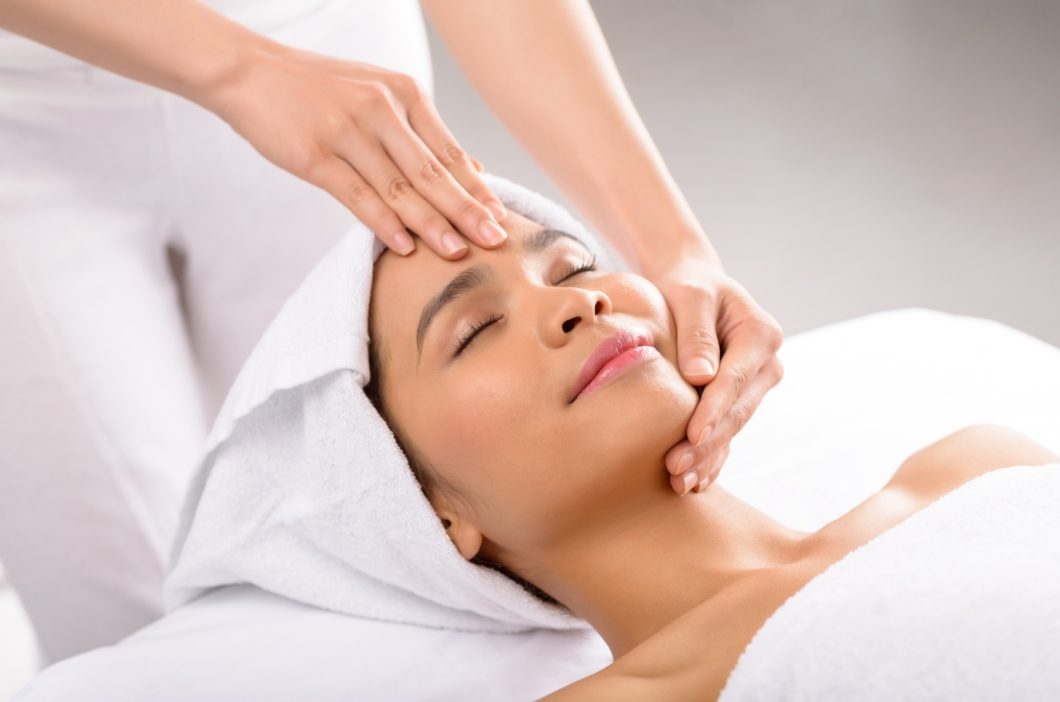 Gesichtsmassage